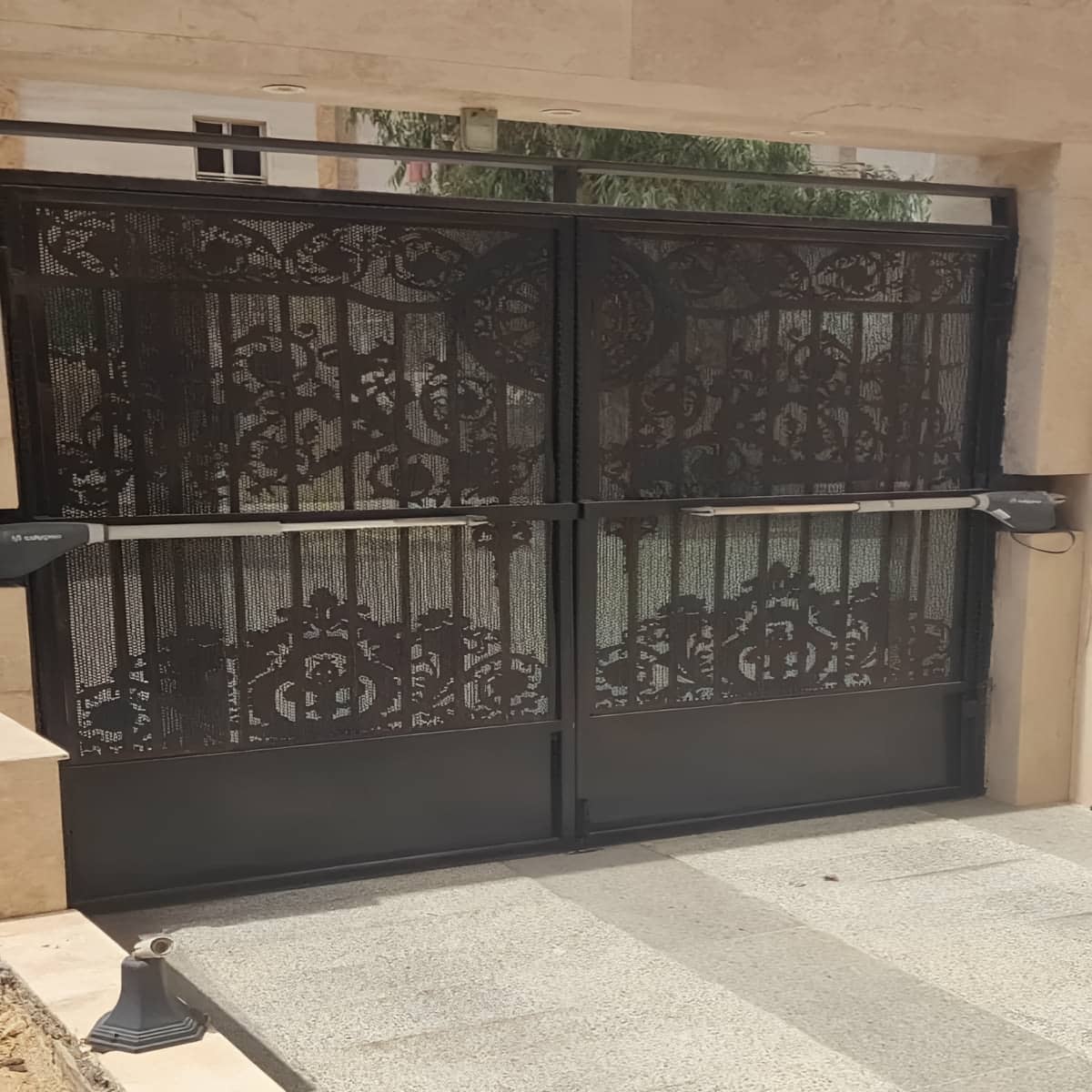 جک پارکینگی با تابلو فرمان و سیم کشی ایمن