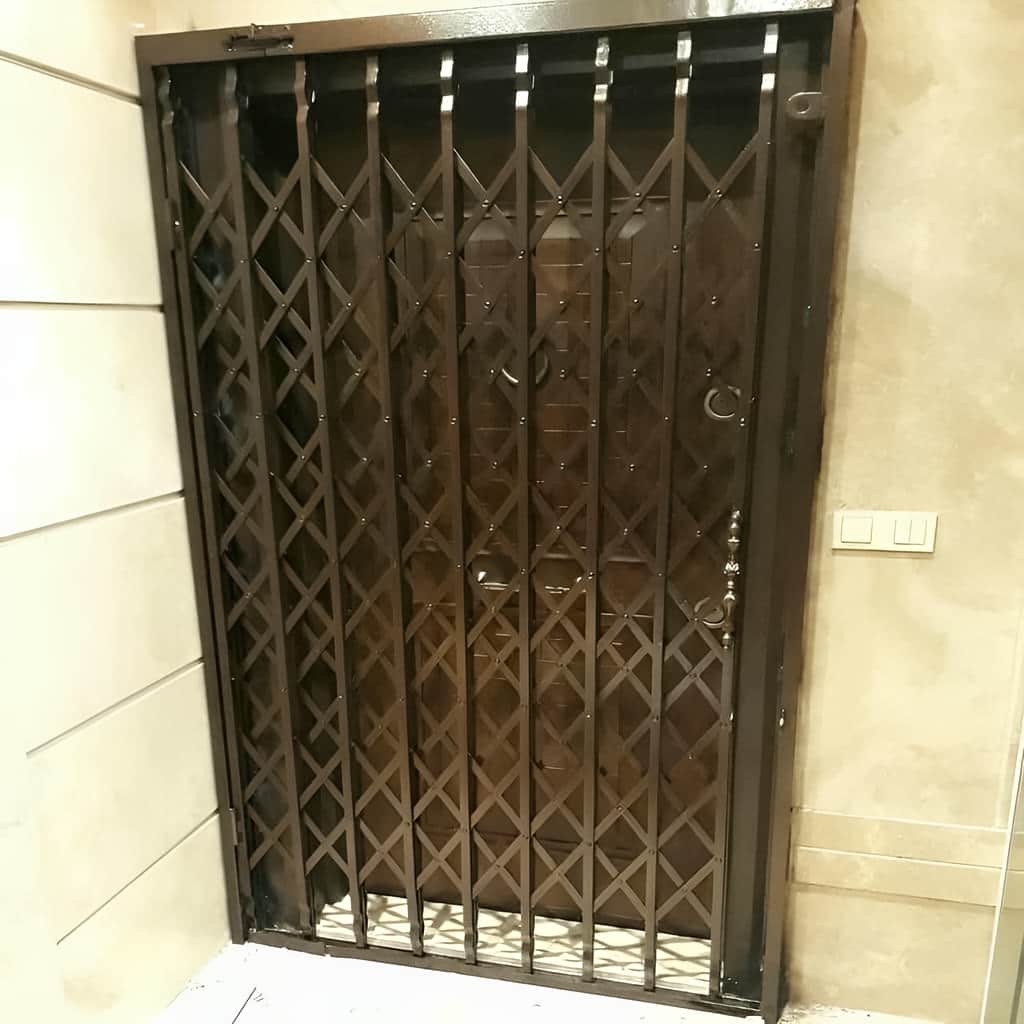 ساخت درب آکاردئونی پنج گل دوبل با پروفیل تقویت‌شده
