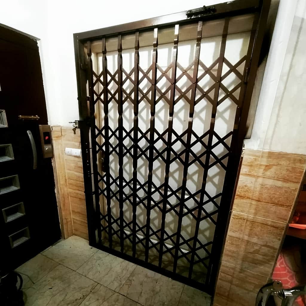 تولید درب آکاردئونی چهار گل لوزی با تسمه پهن