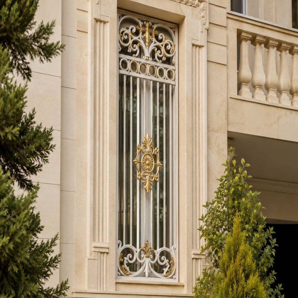 نصب نرده پنجره فرفورژه با گل مرکزی