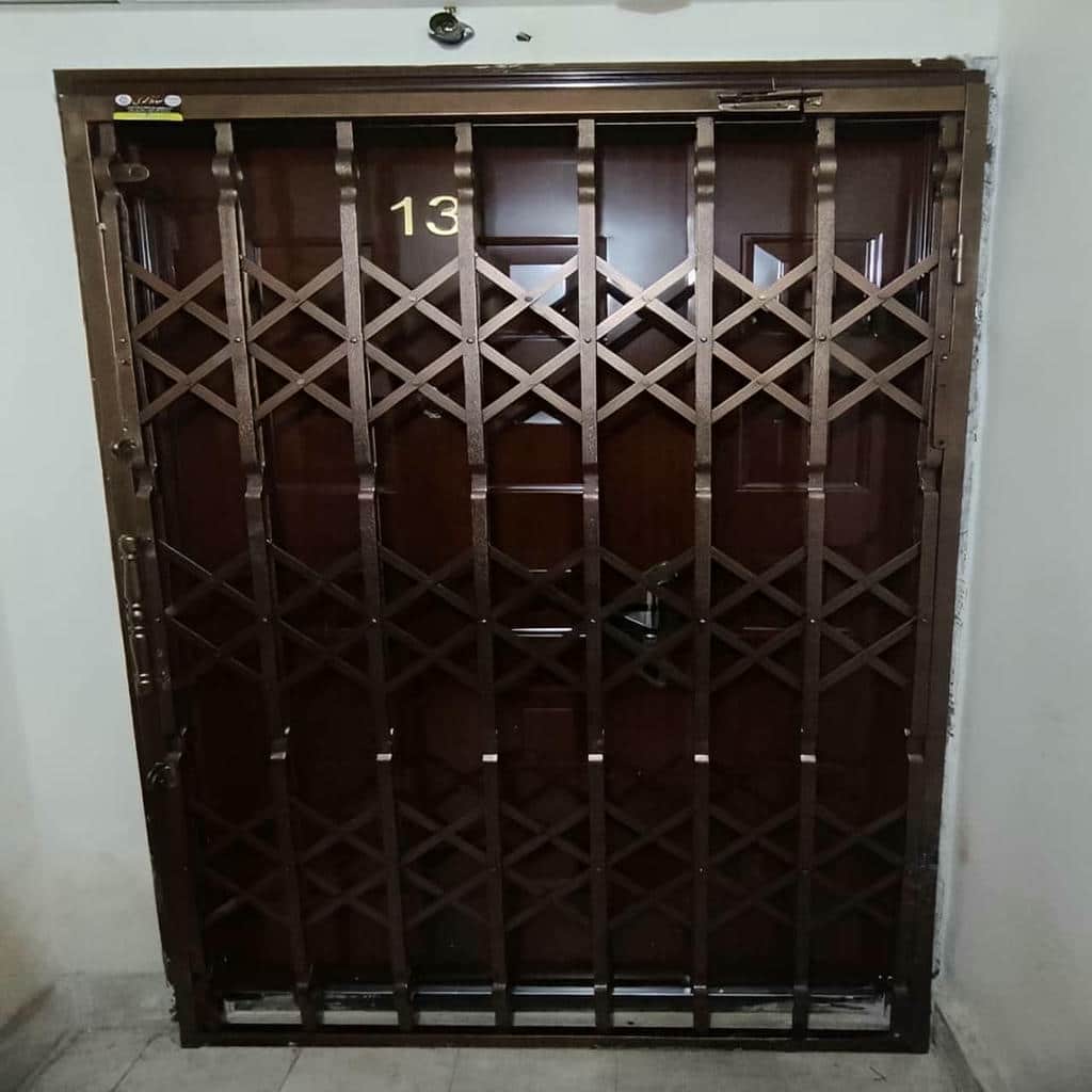ساخت درب ریلی آکاردئونی کم جا چهار گل