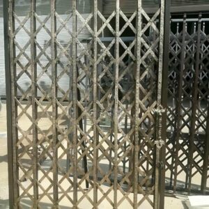 14 طرح درب آکاردئونی طلایی سلطنتی