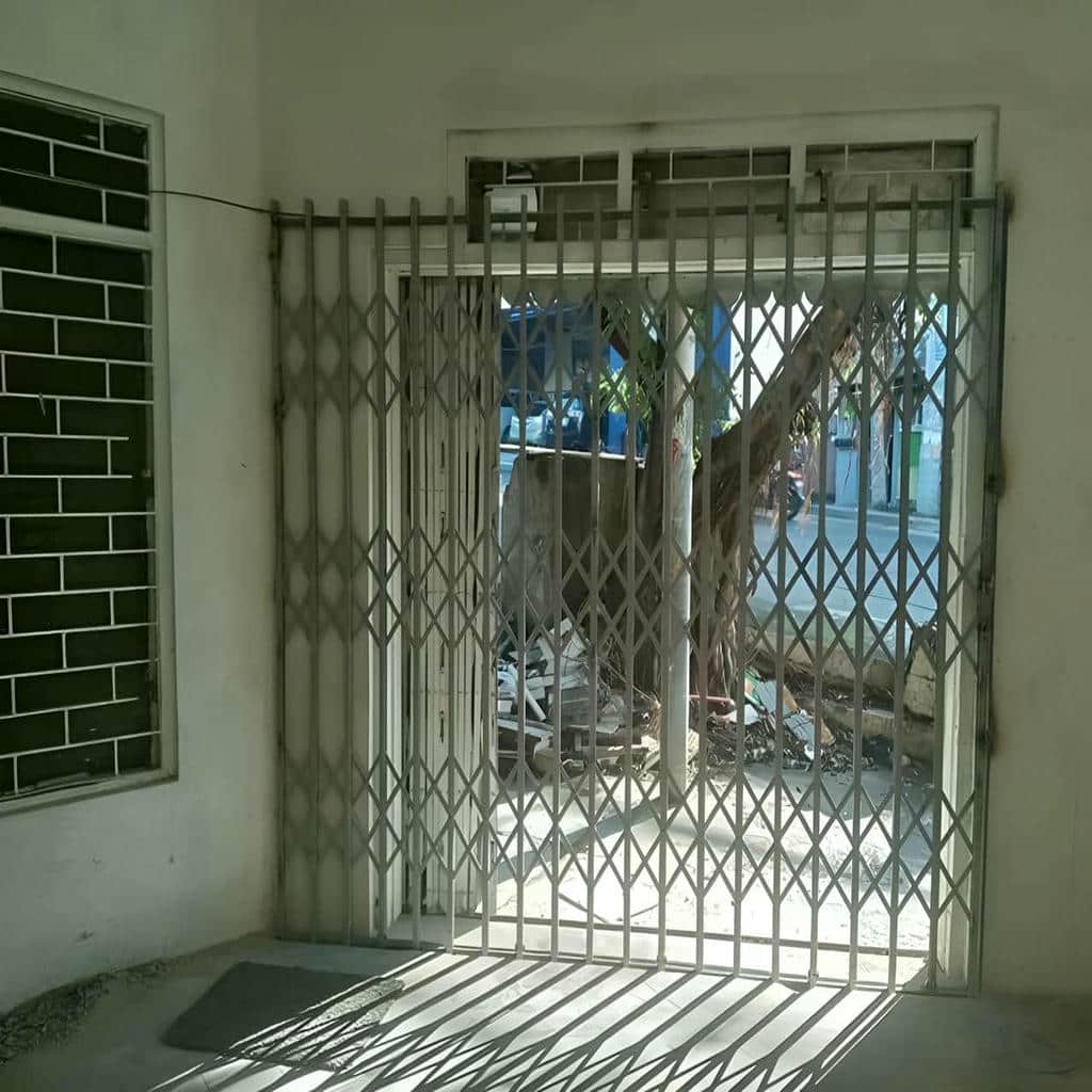 سفارش درب ریلی آکاردئونی کم جا برای رفت‌وآمد روزانه
