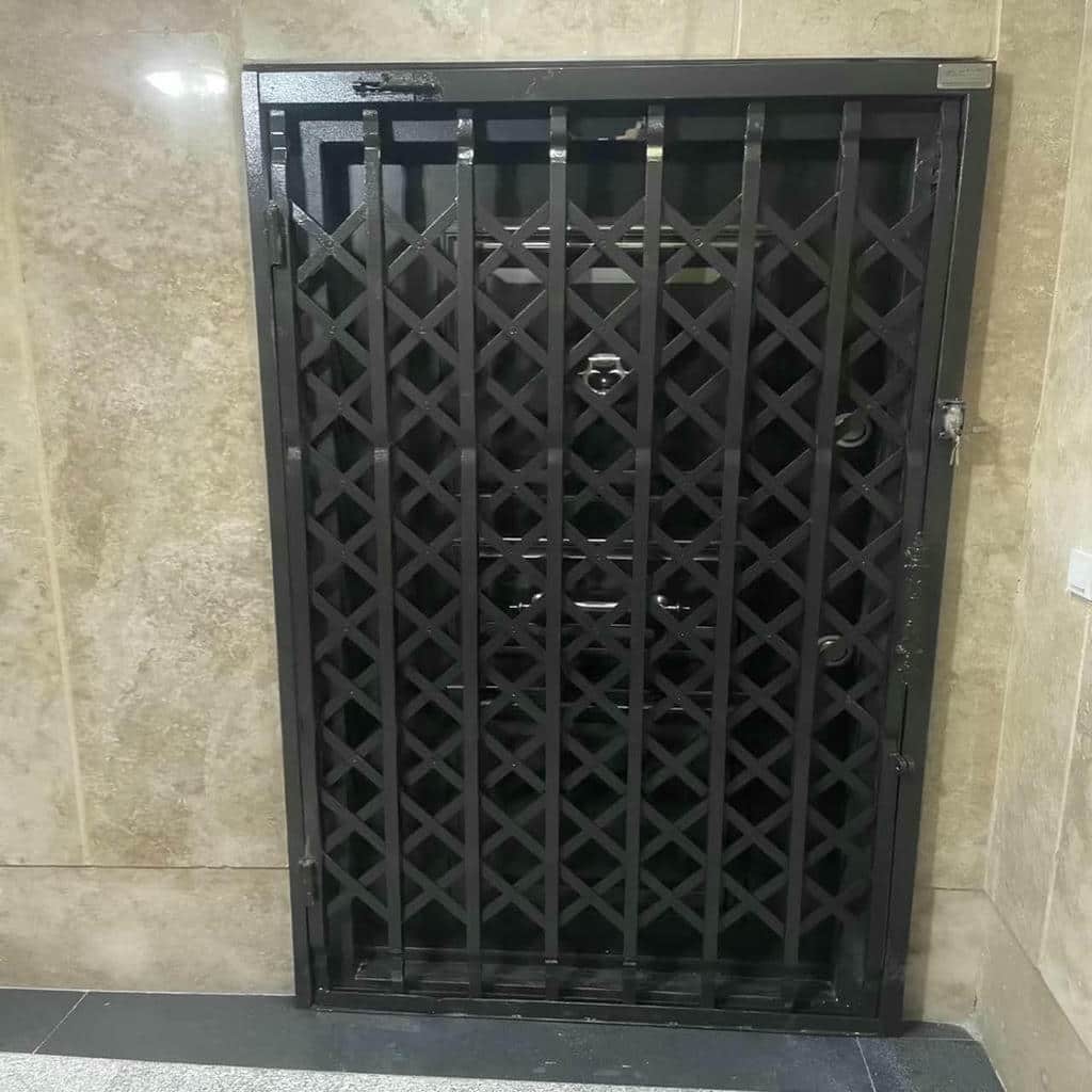 فروش حفاظ آکاردئونی درب واحد مسکونی طرح ایتالیایی