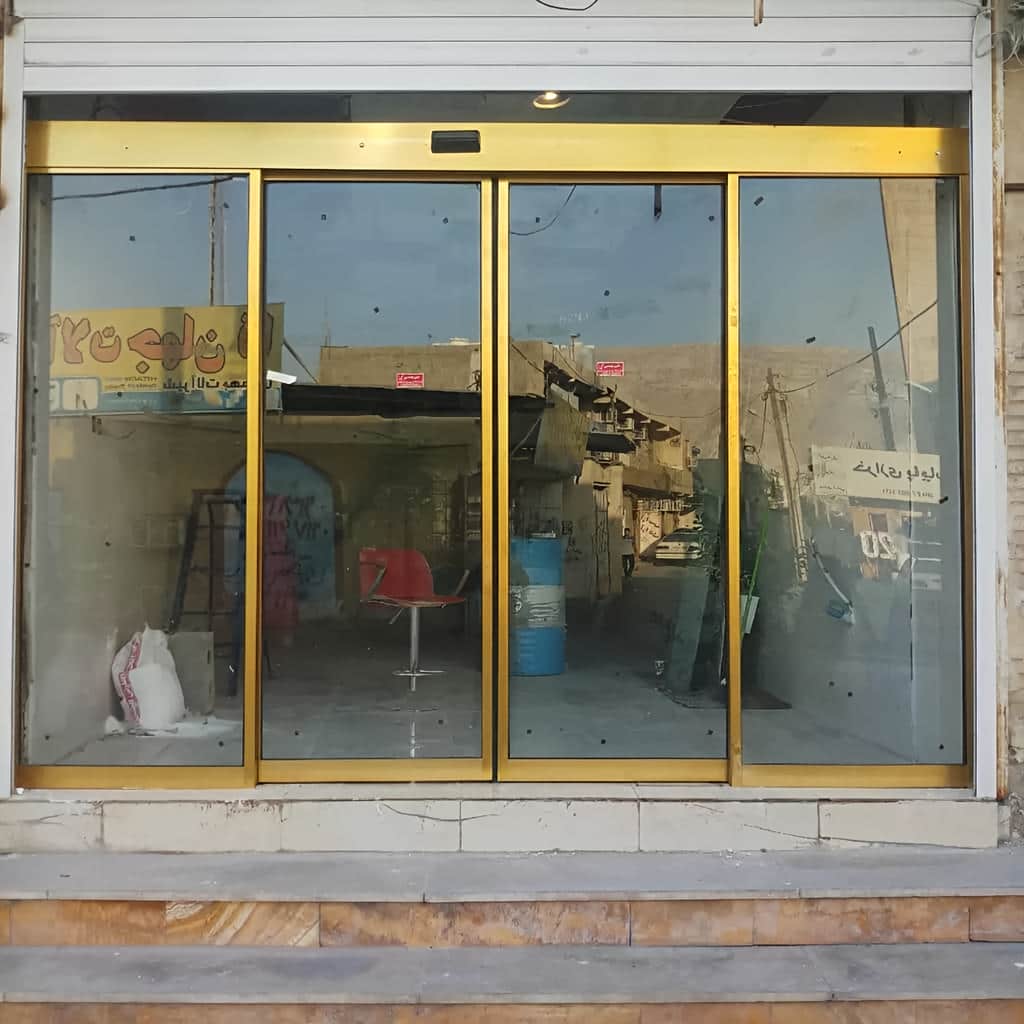 نصب درب اتوماتیک بانک مجهز به قفل برقی