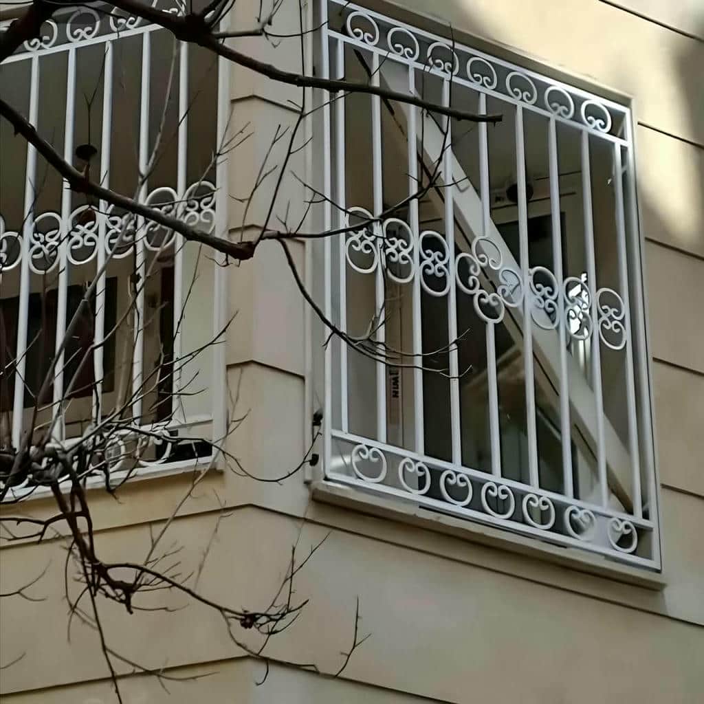 حفاظ پنجره پروفیلی مدل شبکه مربعی برای همکف
