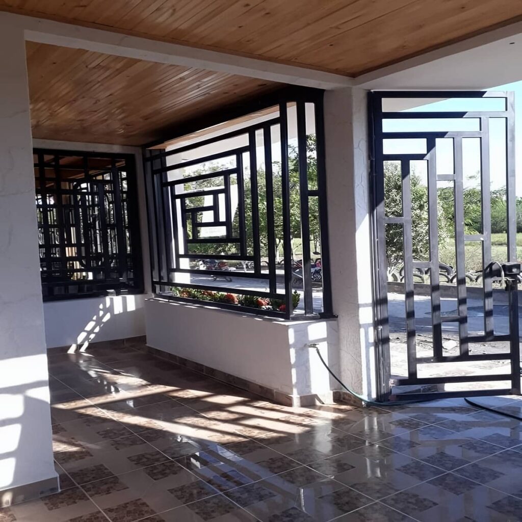 خرید حفاظ پنجره دوجداره متناسب با محل استفاده