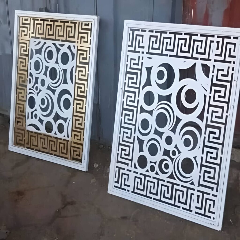 اجرای حفاظ پنجره رنگی کورهای مناسب فضای مرطوب