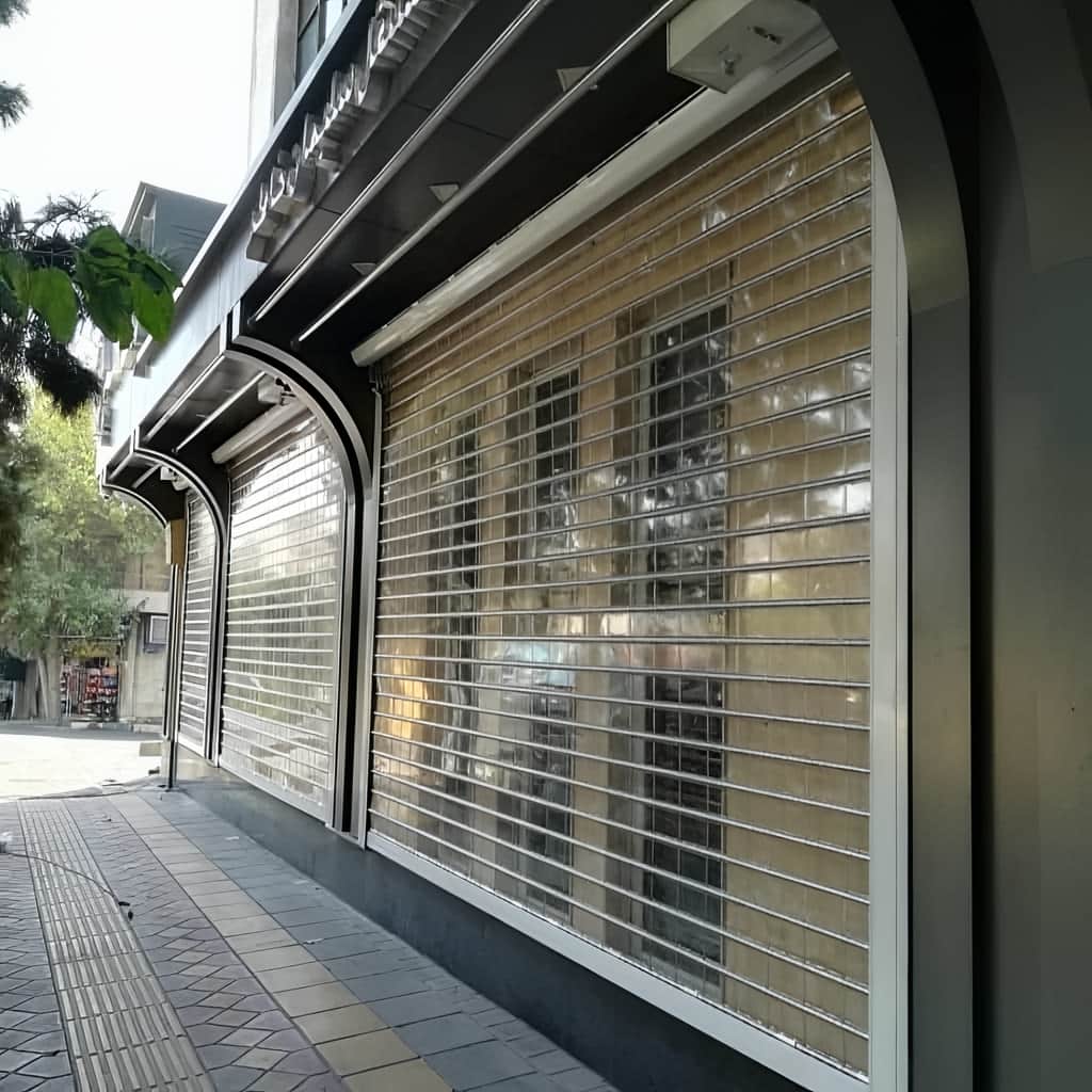 فروش کرکره برقی مشکی مات نمای تجاری