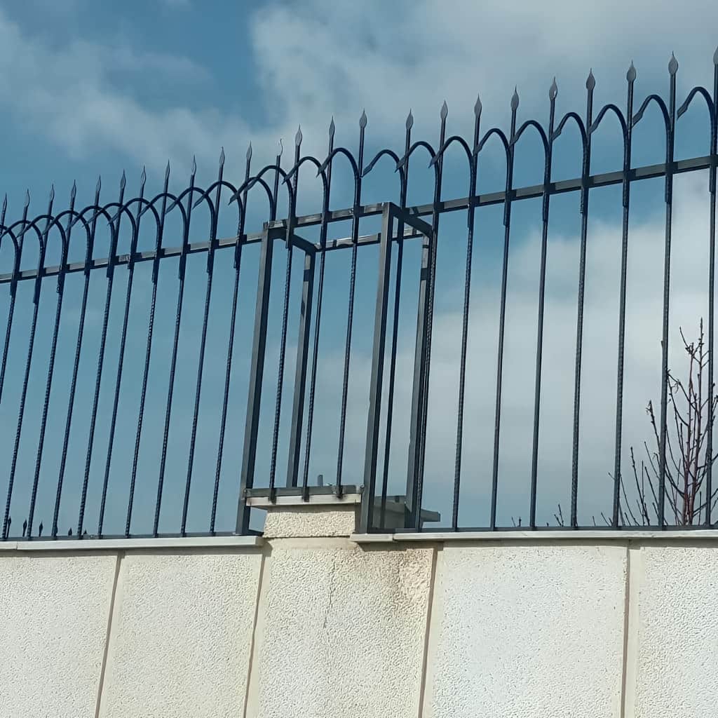ساخت حفاظ سرنیزه ای تک‌سر برای دیوار بلند