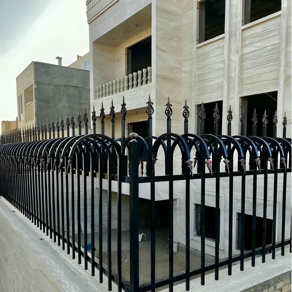 12 طرح حفاظ سرنیزه ای دیوار حیاط