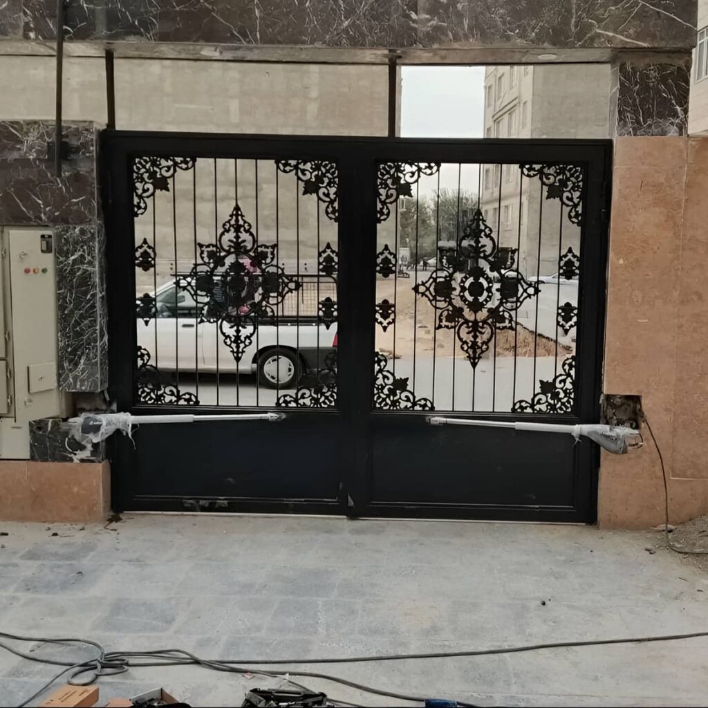 تعمیر جک درب پارکینگ الکترومکانیک و تنظیم برد