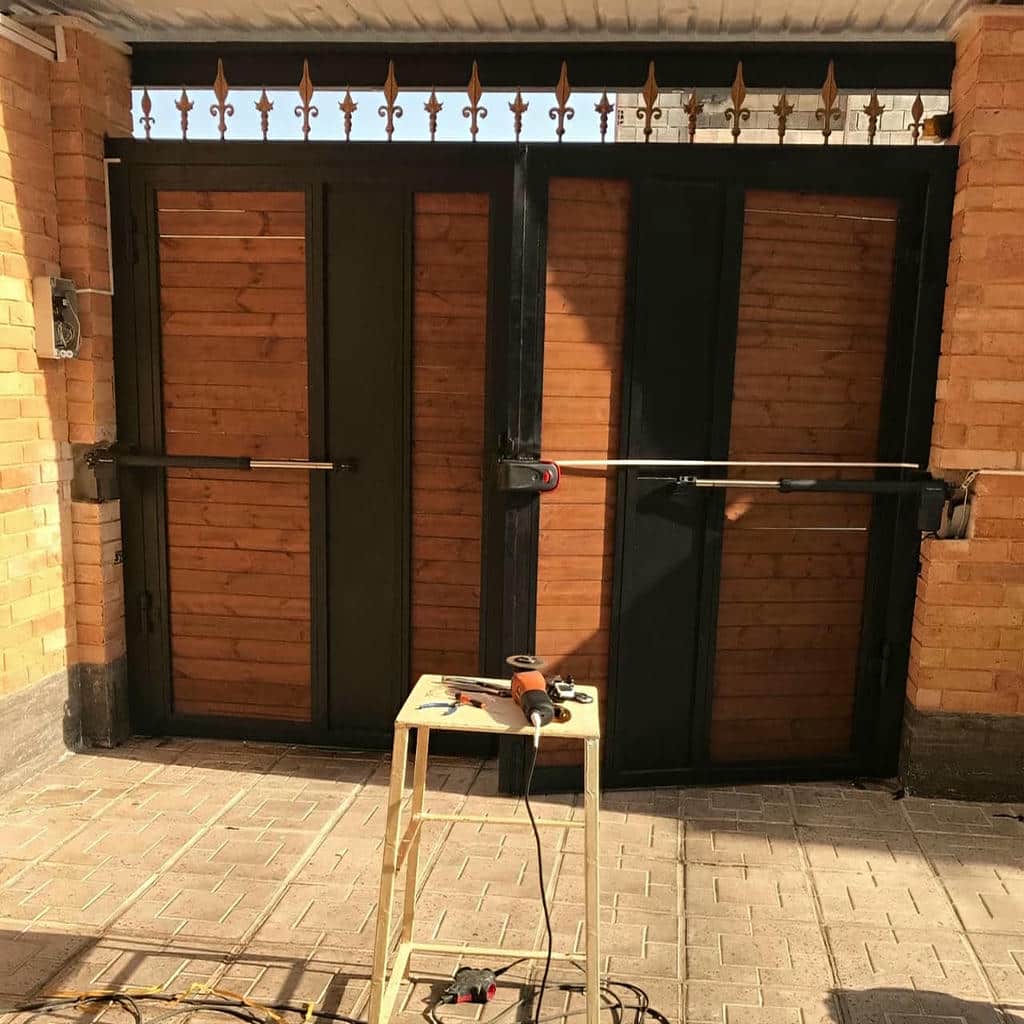 اجرای درب اتوماتیک ویلایی برای ورودی باغ