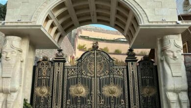 12 مدل درب ویلایی پارکینگ دو لنگه
