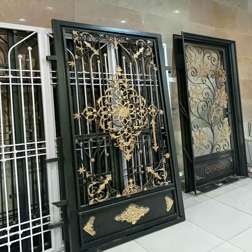 خرید درب حیاط کشویی ریل زمینی متناسب با مسیر خودرو