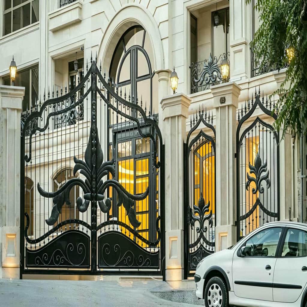 خرید درب ویلایی ورودی شمالی متناسب با نور ورودی