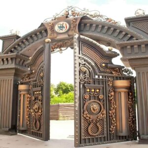 9 مدل درب حیاط طرح چوب فلزی