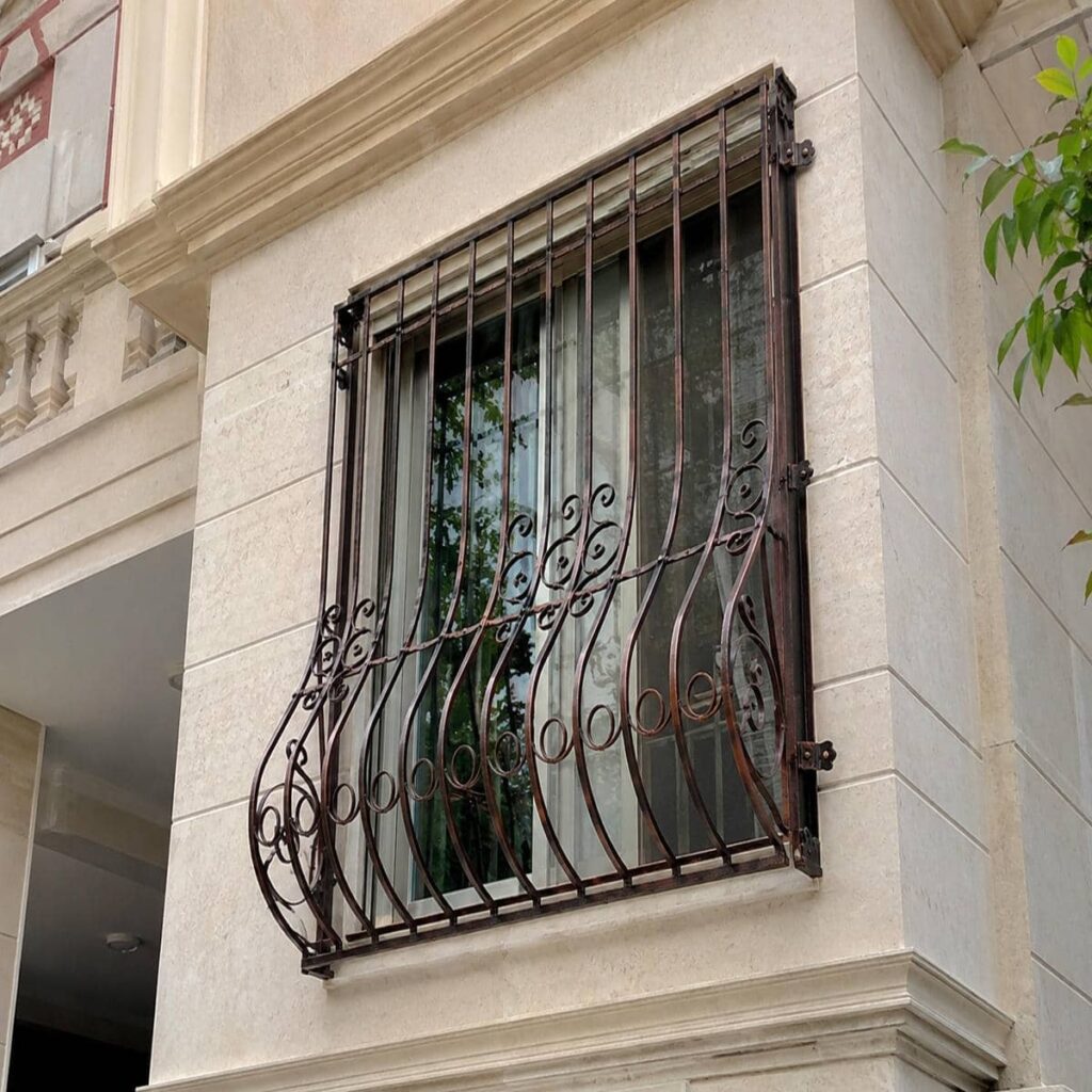 سفارش حفاظ پنجره آپارتمان برای پذیرایی عریض