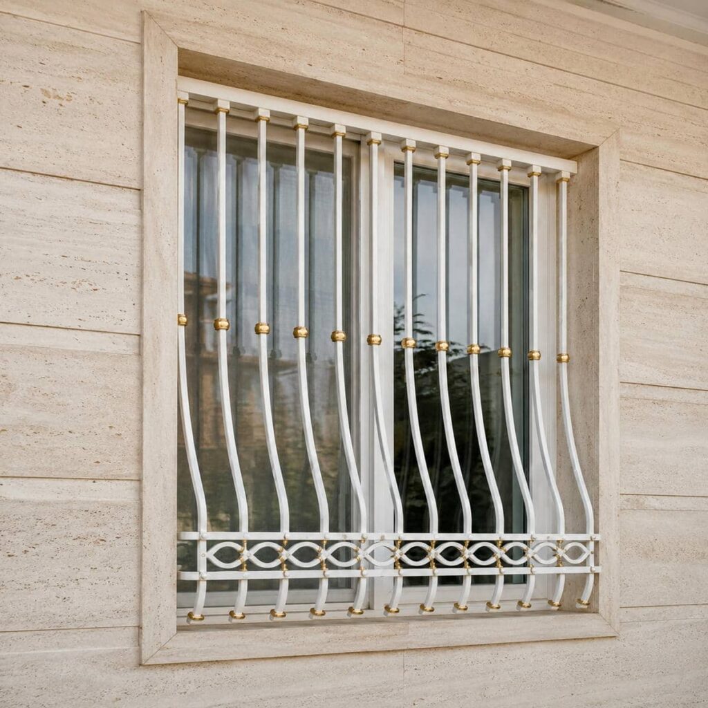 حفاظ پنجره بالکن مناسب فضای بازی کودک