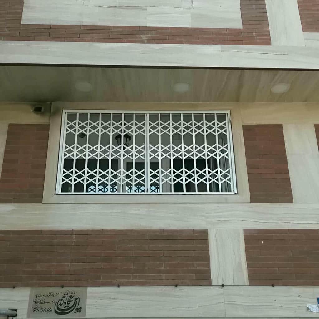 خدمات تعمیر حفاظ پنجره ریلی گیرکرده