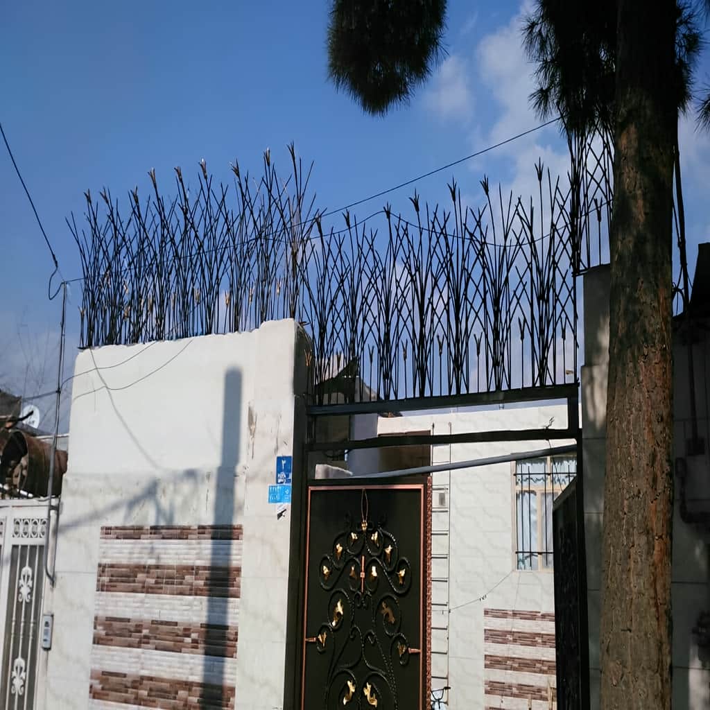حفاظ غنچه ای با طرح گلدار