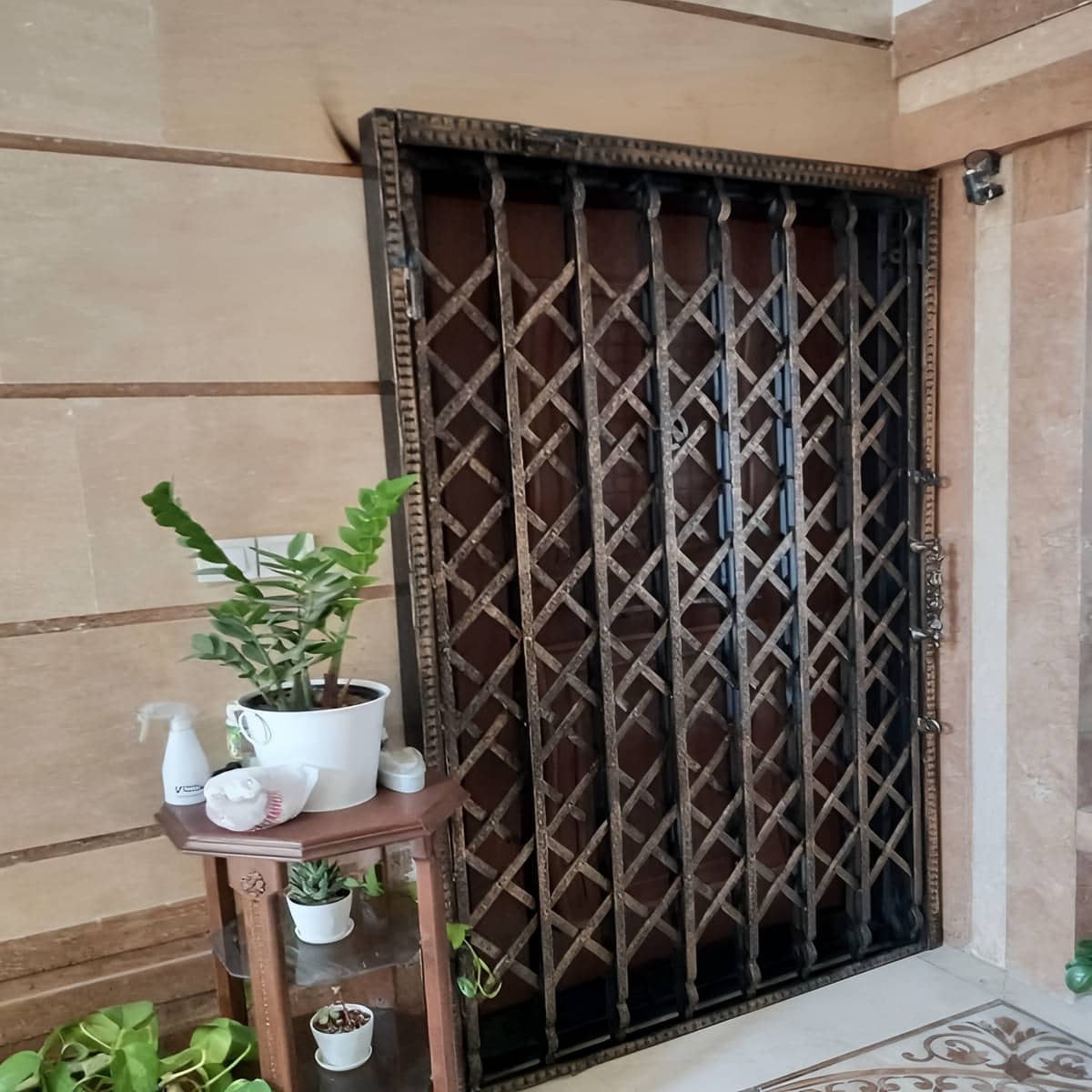 مرکز عرضه مستقیم درب آکاردئونی مناسب ویلا و باغ