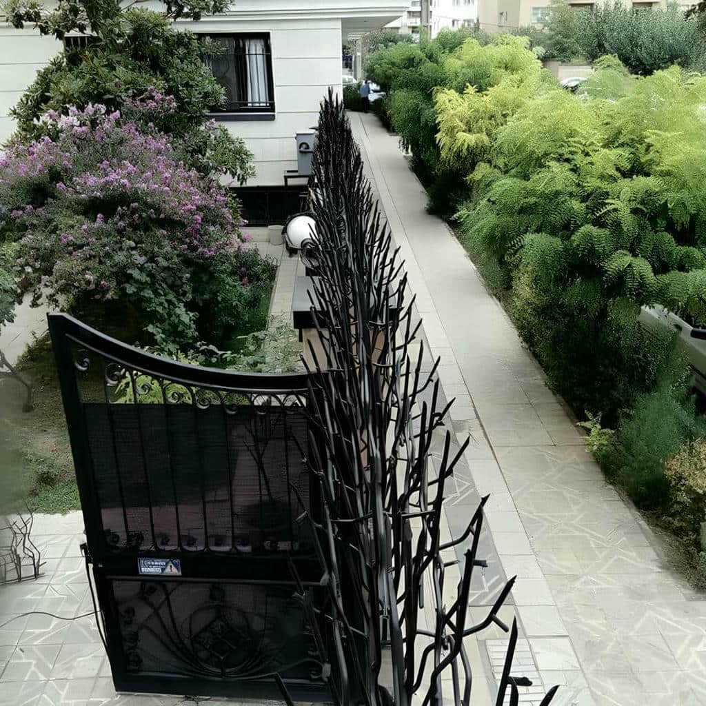 حفاظ دیوار حیاط مدل سرنیزه ای حفاظ دیوار حیاط مدل سرنیزه ای