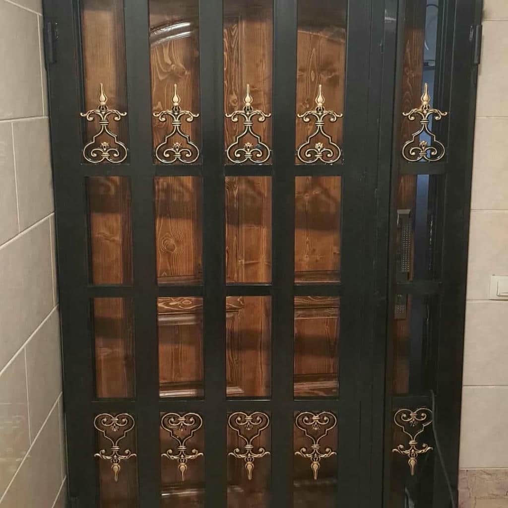 حفاظ کرکره ای با رنگ هماهنگ نما