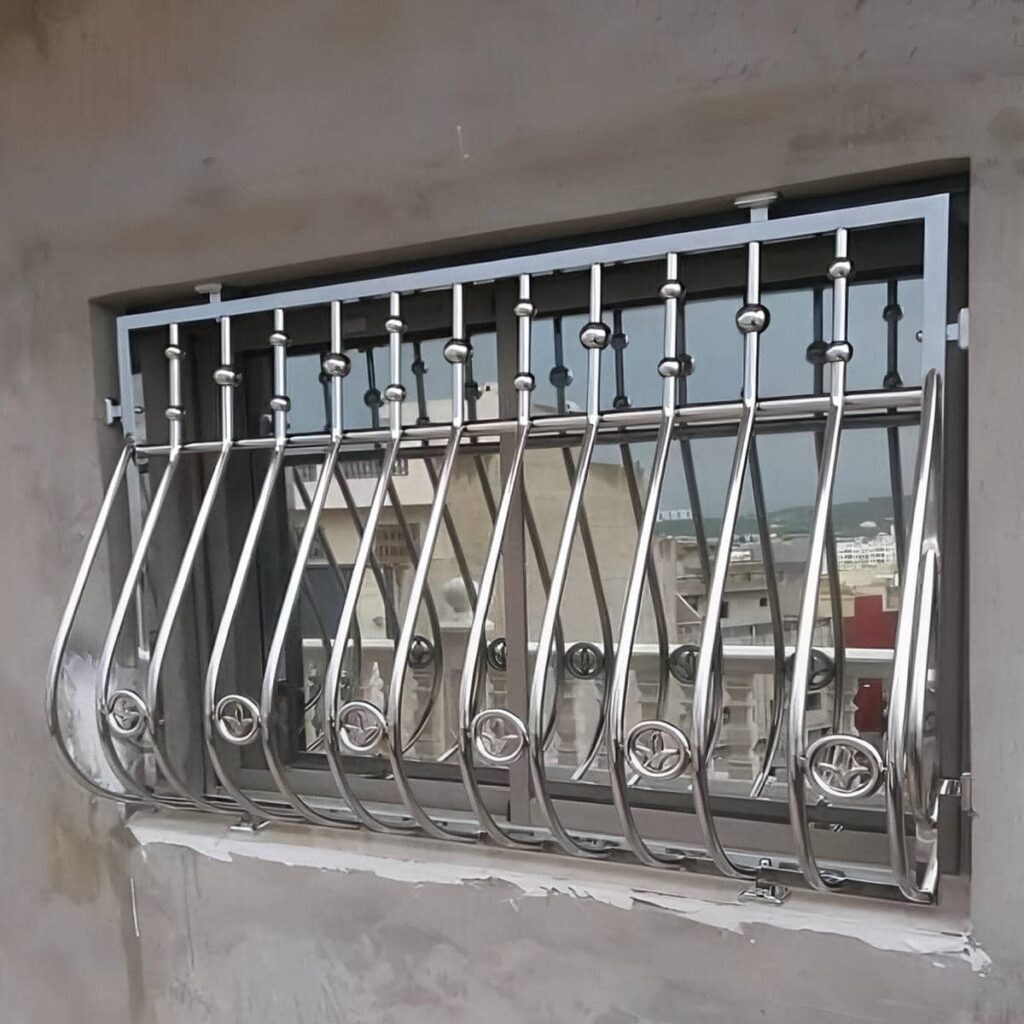 حفاظ پنجره نمای بیرونی بزرگ