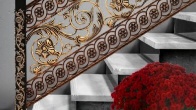 نرده بالکن آپارتمان با طرح فرفورژه کلاسیک