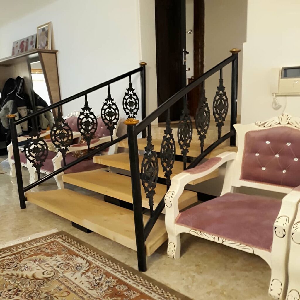 نرده فرفورژه راه پله مدل دکوراتیو نرده فرفورژه راه پله مدل دکوراتیو