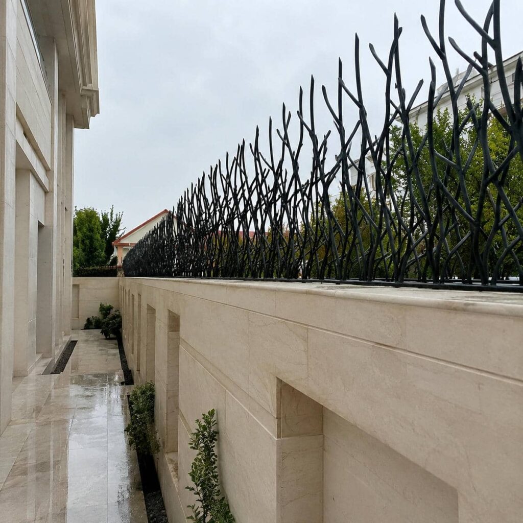 حفاظ دیوار مدل شاخ گوزنی فلزی