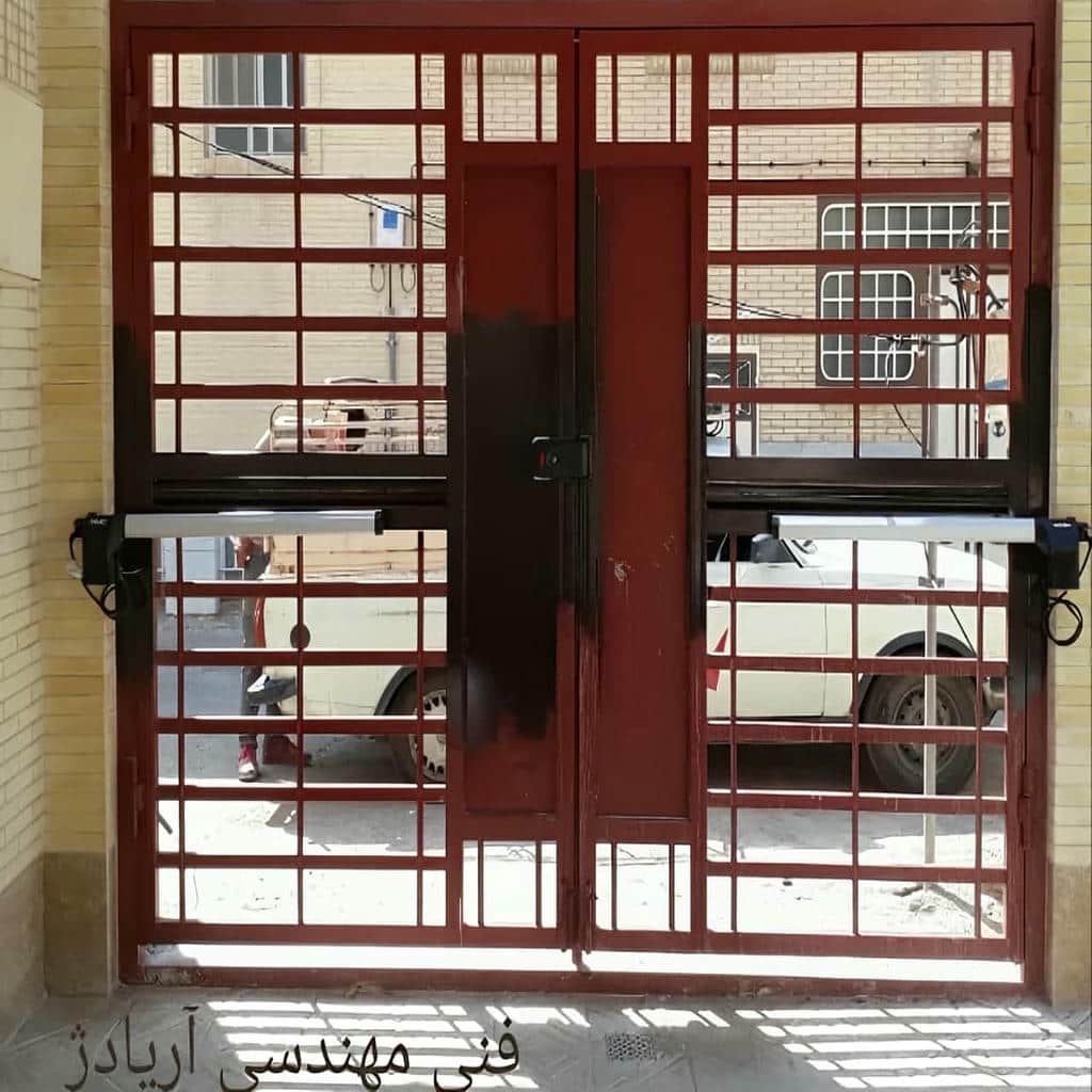 جک درب پارکینگ با اتصالات فلزی مقاوم