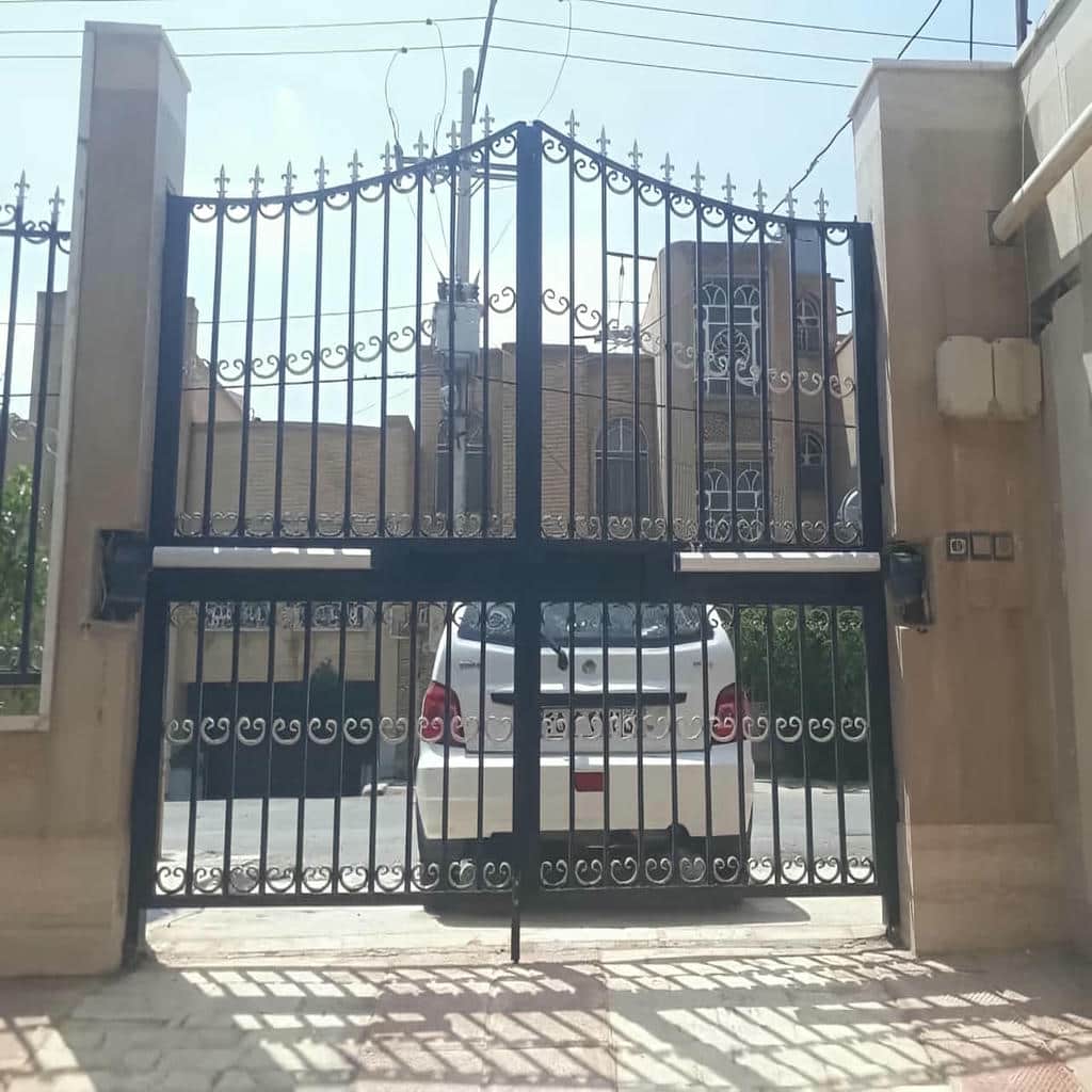 جک درب پارکینگ با پوسته مقاوم پروژه استان سمنان