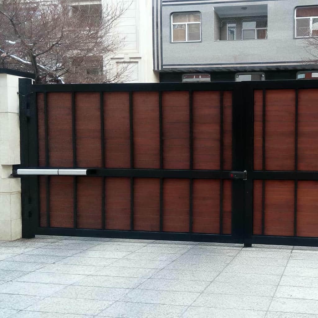 جک درب پارکینگ روی درب دولنگه قم
