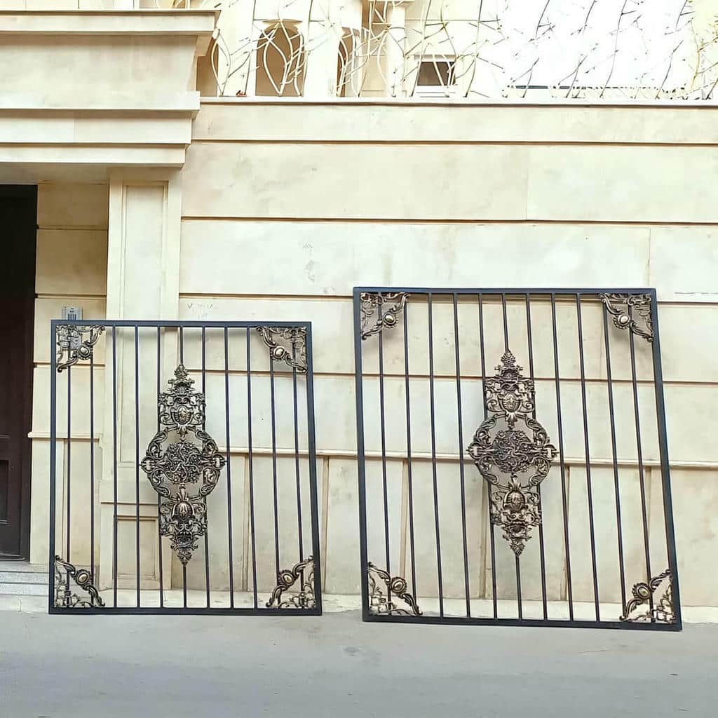 حفاظ پنجره سفارشی کنار پنجره آماده نصب حفاظ پنجره سفارشی کنار پنجره آماده نصب