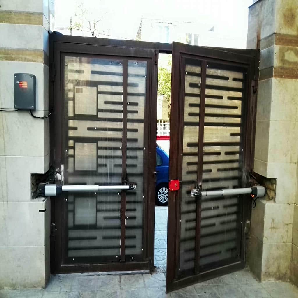 دربازکن پارکینگی بسته بندی شده برای ارسال