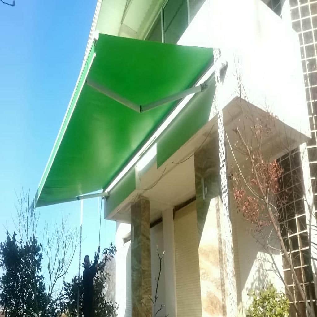 سایبان برقی بازویی ساده در استان قم