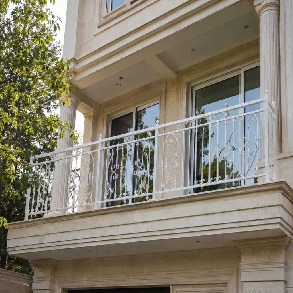 نرده تراس سفارشی نصب شده استان کردستان