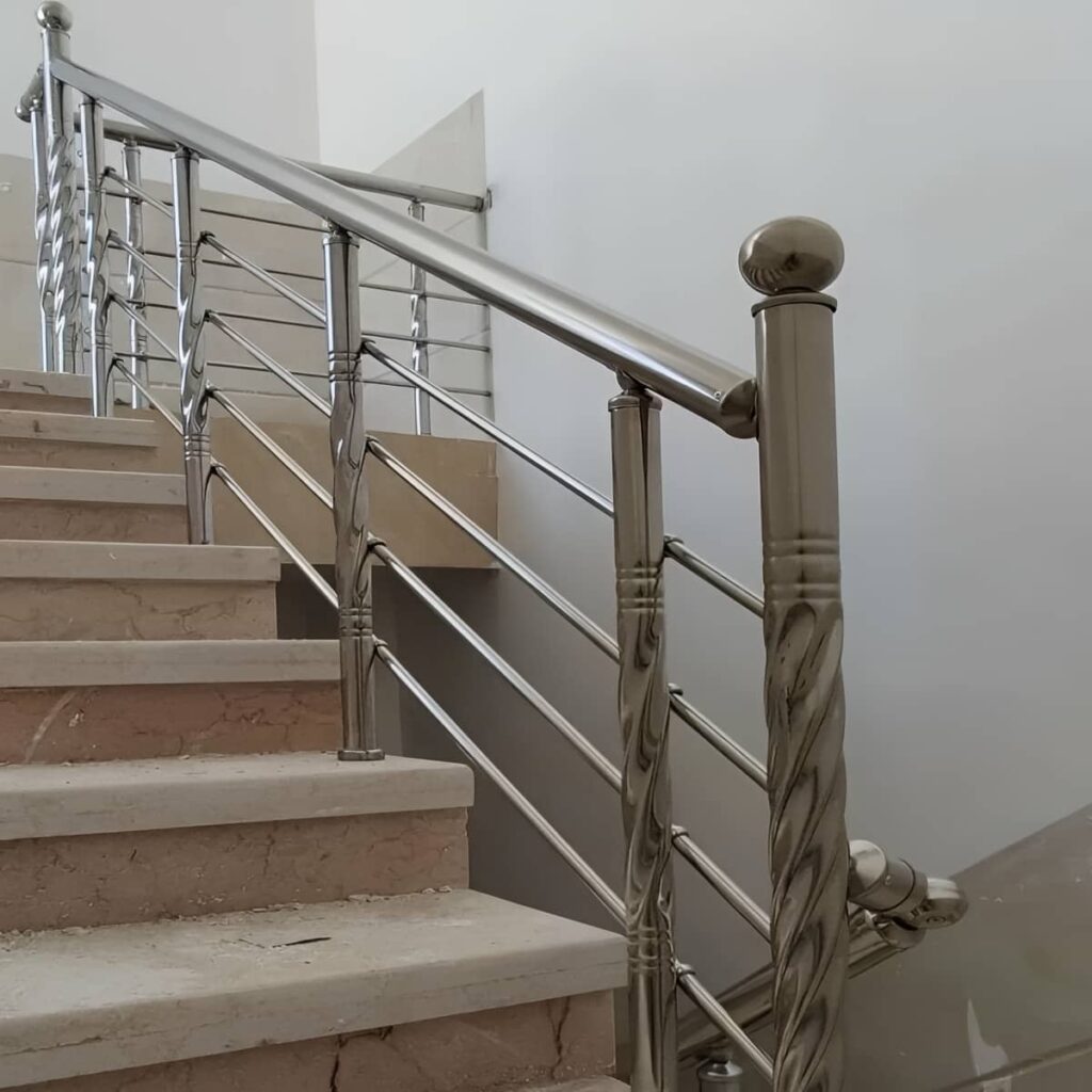 نرده راه پله استیل براق پروژه ایلام