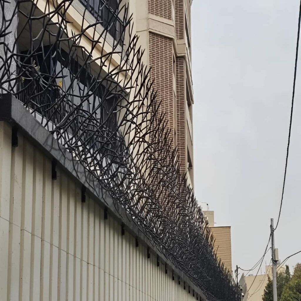 نرده شاخ گوزنی سفارشی با تراکم متعادل
