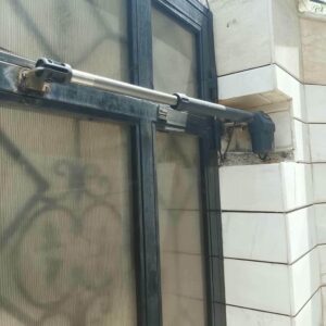 جک درب پارکینگ بازویی نصب شده در استان اصفهان