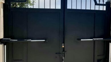 جک درب پارکینگ بازویی کنار ورودی ساختمان در استان یزد
