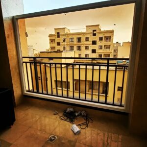 نرده بالکن فلزی استان کرمان با پوشش مقاوم آفتاب