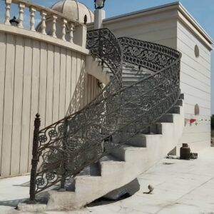 نرده راه پله فلزی مشکی پروژه مسکونی کرج